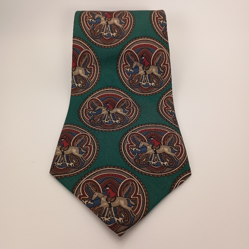Vintage Pierre Cardin Mens 100% Silk Green Dog Hunting Neck Tie Made In USA - Picture 3 of 11